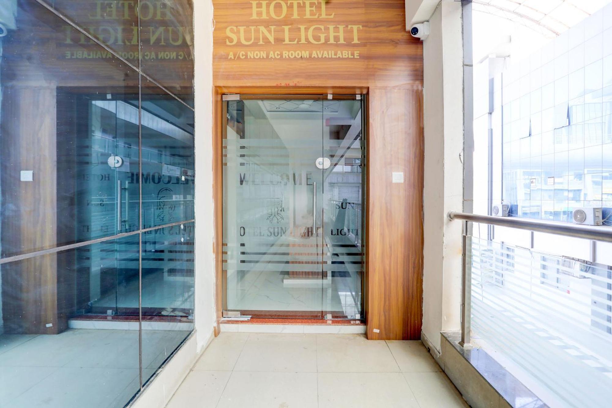Hotel O Sun Light Ахмедабад Экстерьер фото